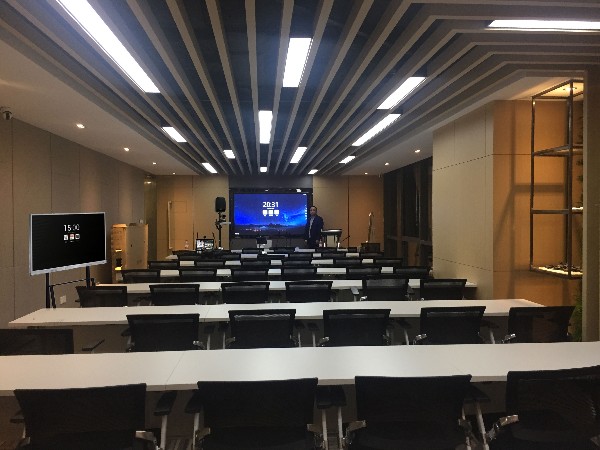 会简单 LED一体机，专业提供大场景展示解决方案