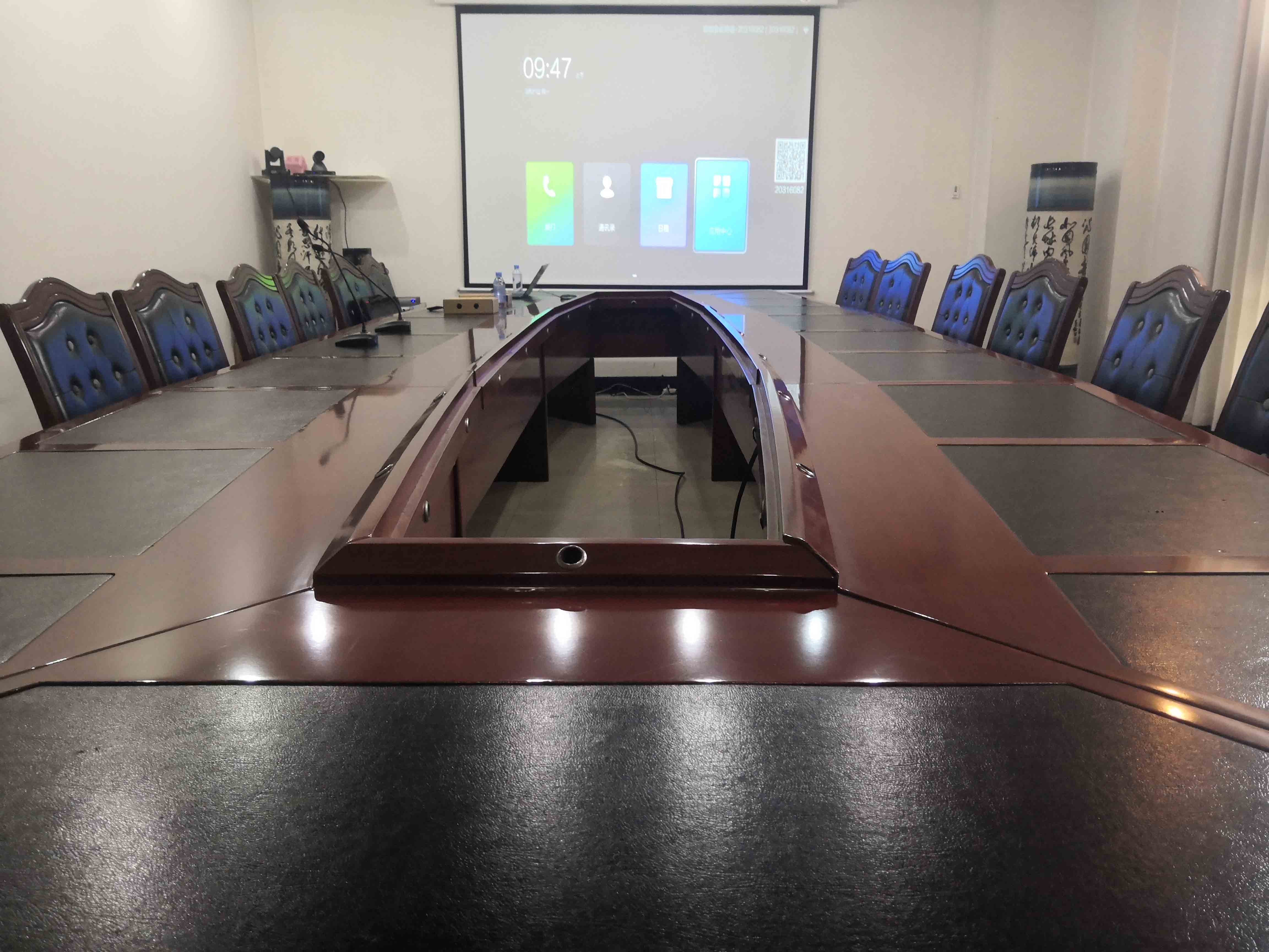 四川成都探矿机械有限责任公司使用小鱼易连91免费小视频终端与异地进行91免费小视频