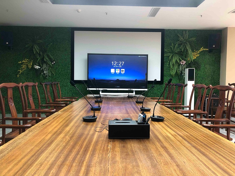 智能交互平板、投影、电视对比