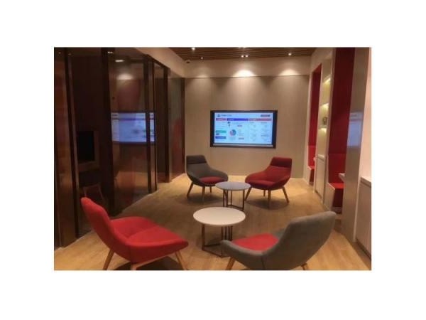 从交易型到沟通型营销，你只差了一个MAXHUB智慧厅堂营销系统